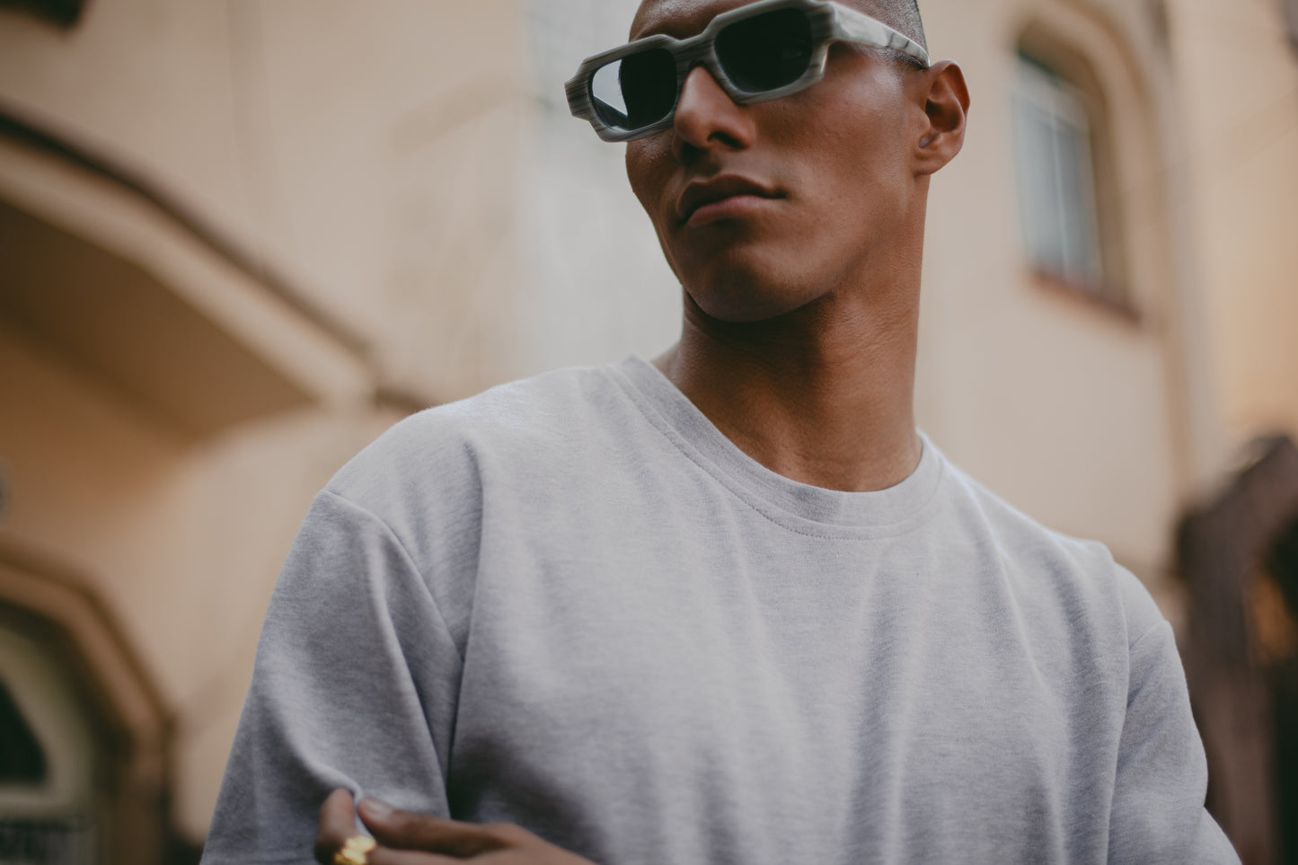 T- Shirt Onorú Gris