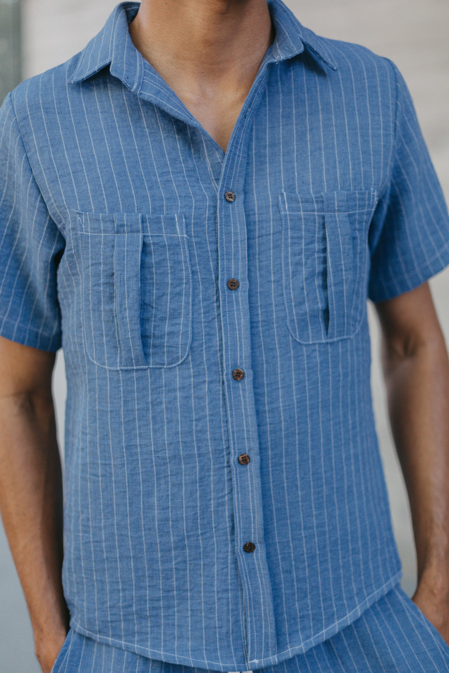 Camisa lineas celeste