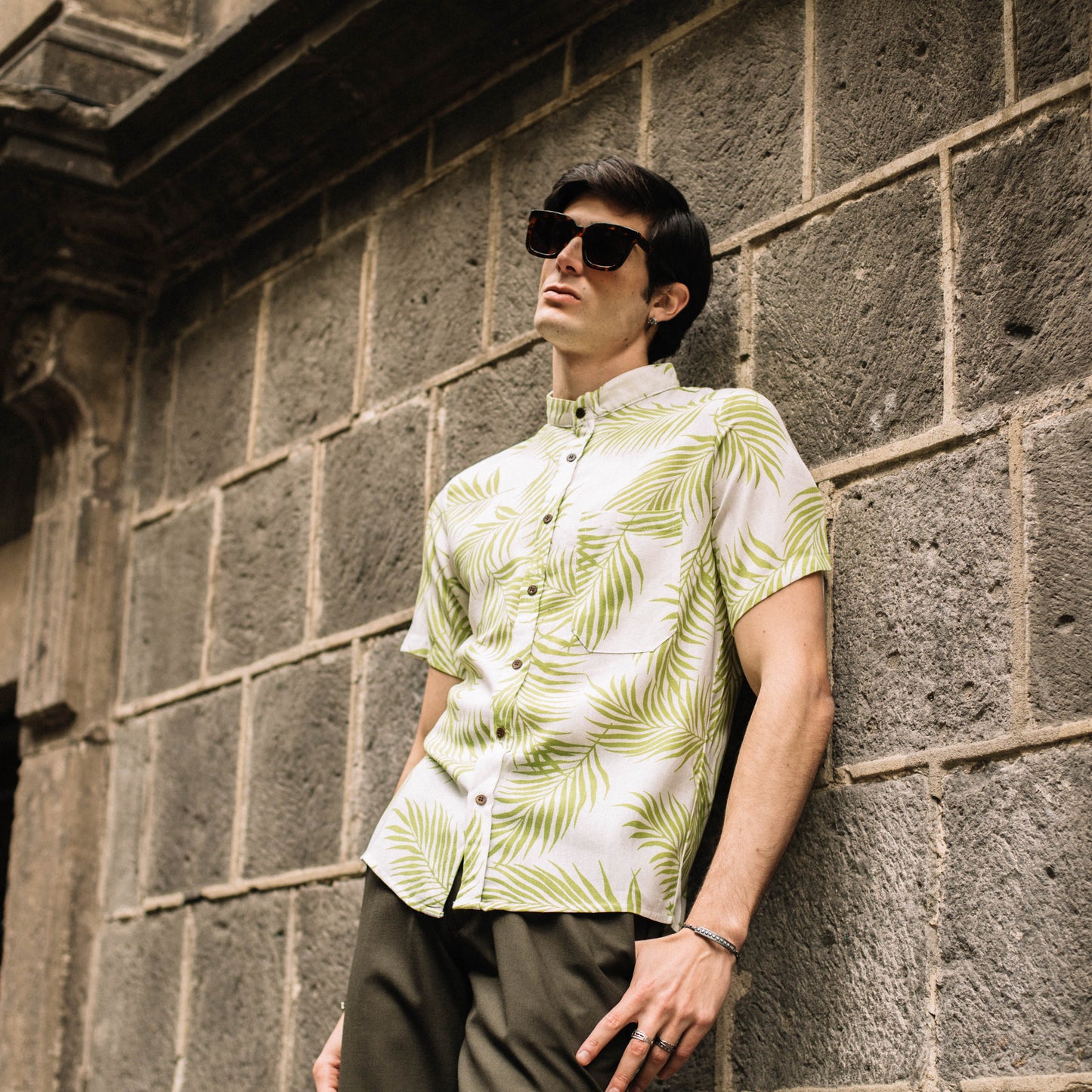 Camisa Palmeras Verde Mao